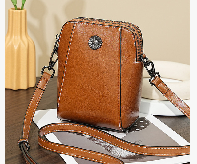 Stylish Shoulder Bag - Adjustable Strap for Men in Bangladesh
